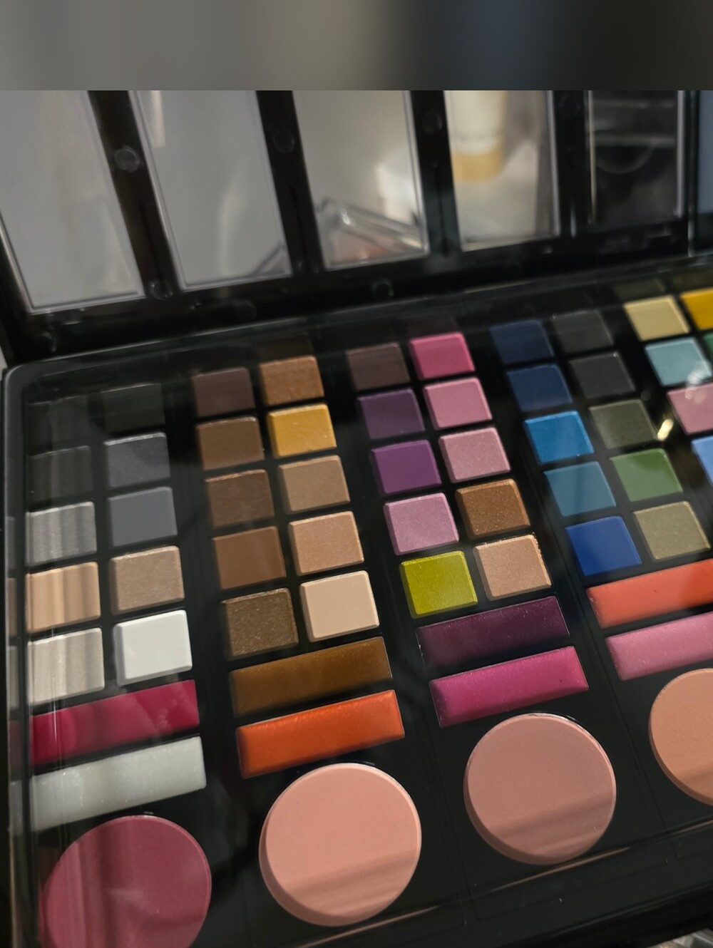 Sephora Compact Eyeshadow Collection — Pink, Purple, Blue, Gold, Green, Brown